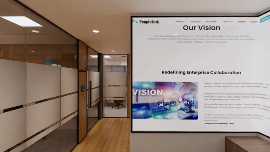 Seamless video wall at the reception of the PeopleLink Experience Center in Dubai